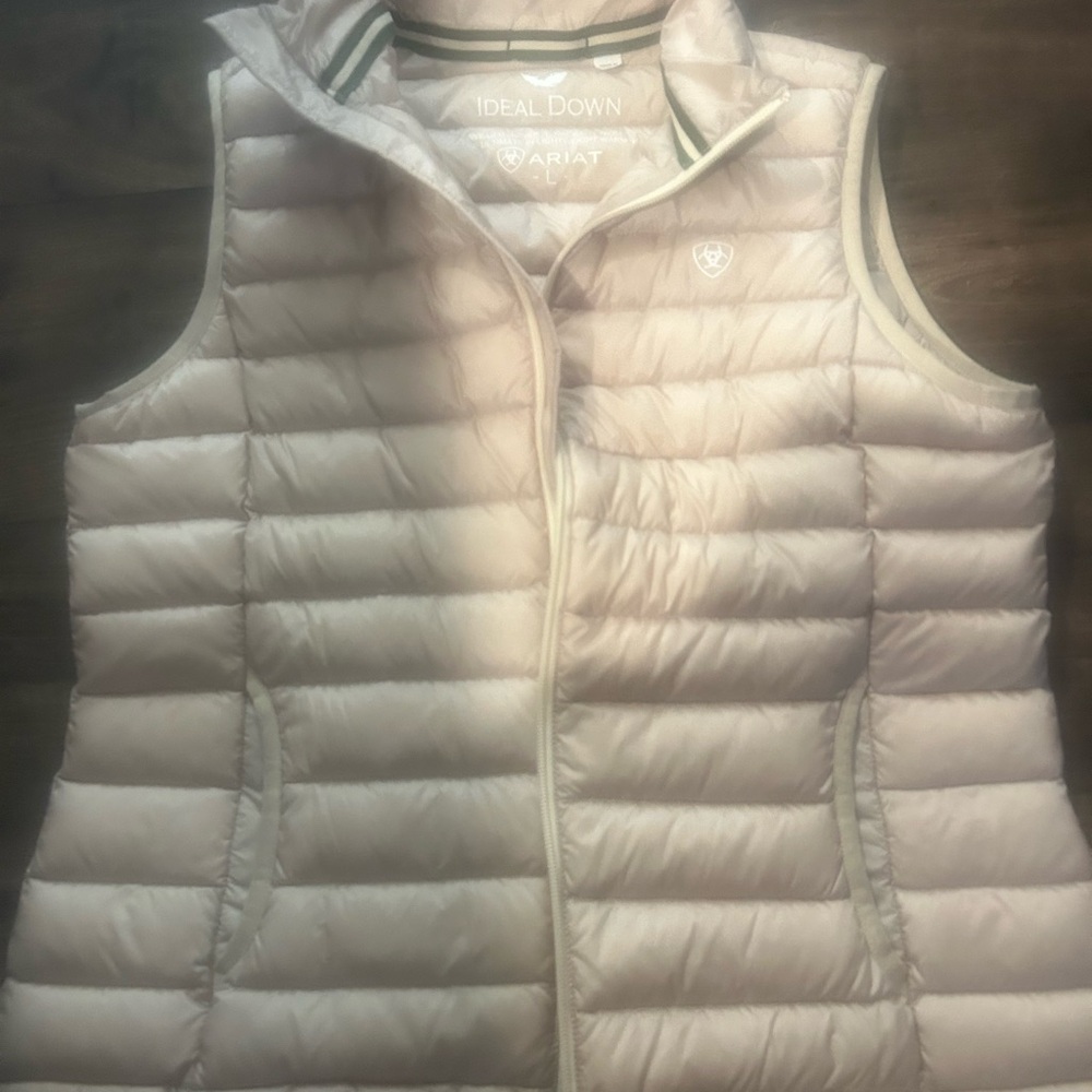 Ariat Women's Cream Puffer Vest